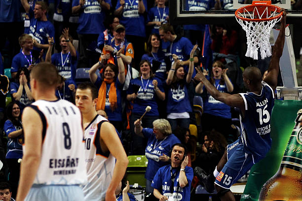 富有朝气的 富有朝气的