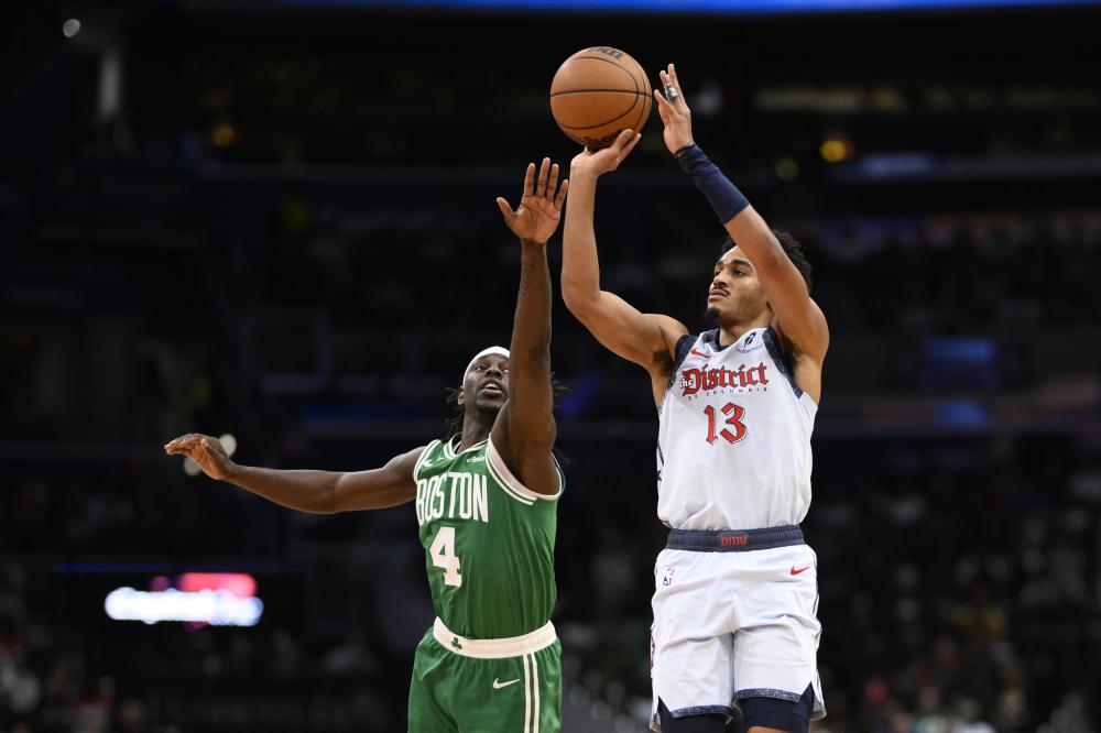 而新疆队则 而新疆队则